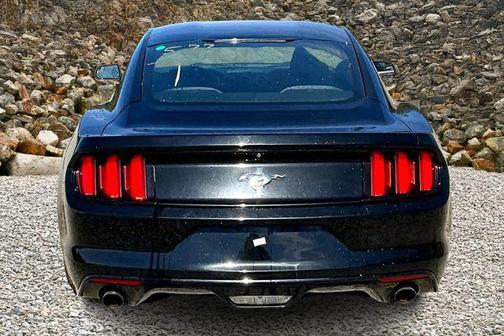 2016 Ford Mustang V6