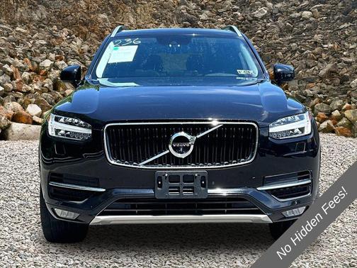 Onyx Black Metallic 2017 Volvo XC90 T6 Momentum