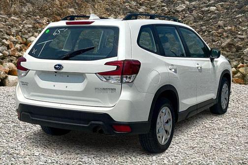 2022 Subaru Forester Base