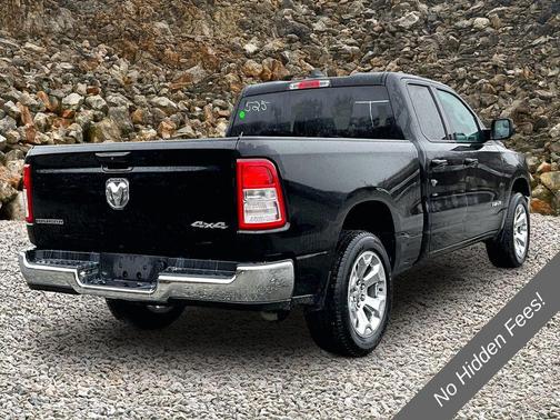 Diamond Black Crystal Pearlcoat 2021 RAM 1500 Big Horn/Lone Star