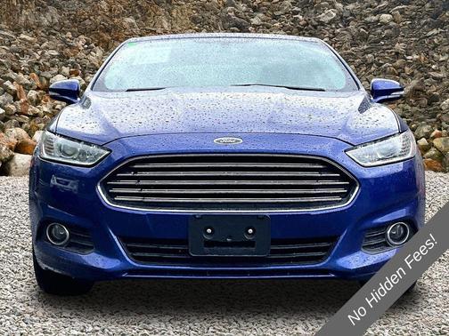 Blue 2016 Ford Fusion SE