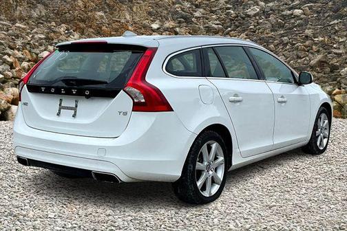2017 Volvo V60 T5 Premier
