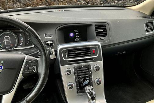 2017 Volvo V60 T5 Premier