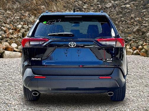 Midnight Black Metallic 2021 Toyota RAV4 XLE Premium