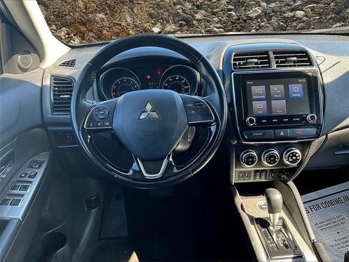 2022 Mitsubishi Outlander Sport SE