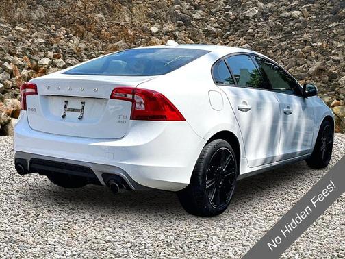 Ice White 2017 Volvo S60 T5 Dynamic