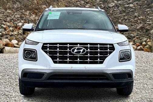 2020 Hyundai VENUE SEL