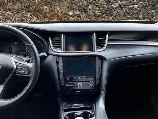 2021 INFINITI QX50 LUXE AWD