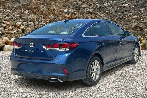 2018 Hyundai SONATA SE