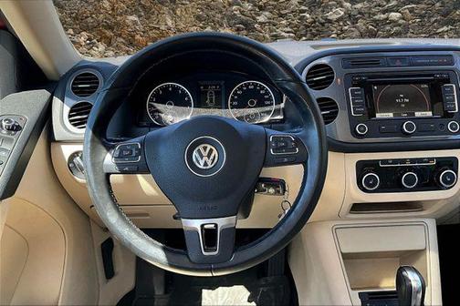 2012 Volkswagen Tiguan SE