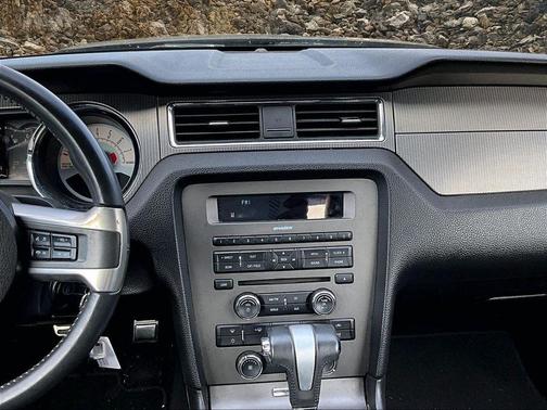 2010 Ford Mustang GT Premium