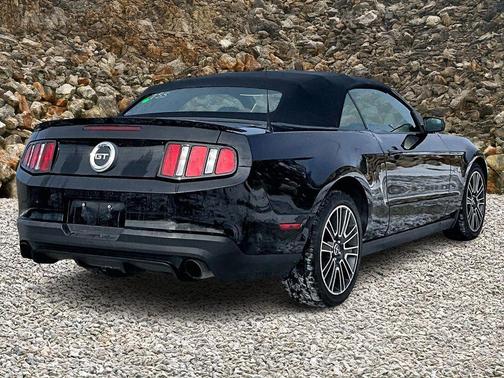 2010 Ford Mustang GT Premium