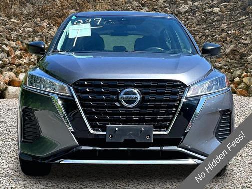 Gun Metallic 2021 Nissan Kicks S