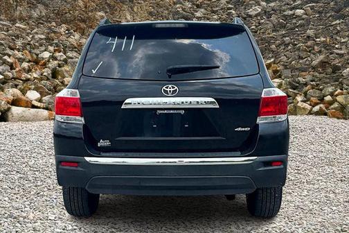2012 Toyota Highlander SE