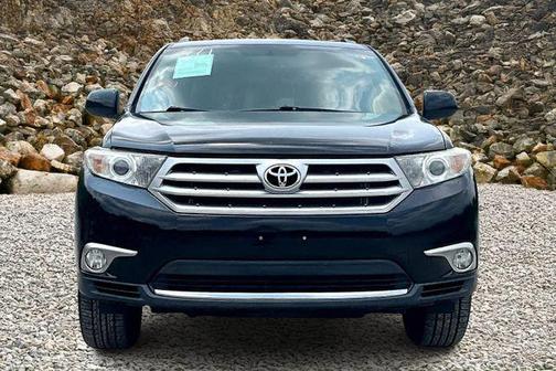 2012 Toyota Highlander SE