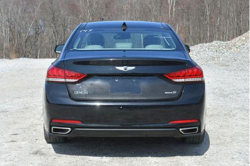 2015 Hyundai Genesis 3.8