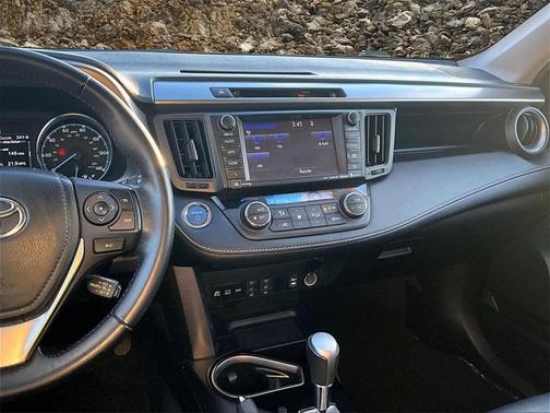 2016 Toyota RAV4 Hybrid Limited