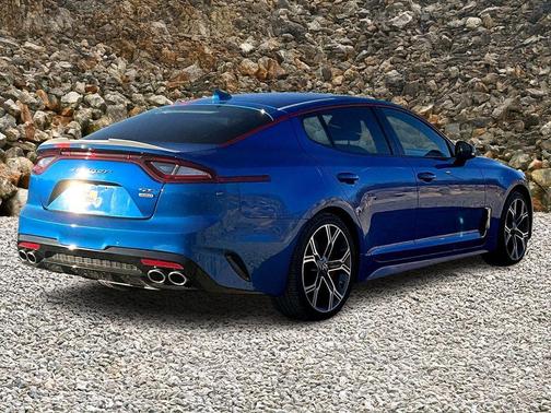 2021 Kia Stinger GT1