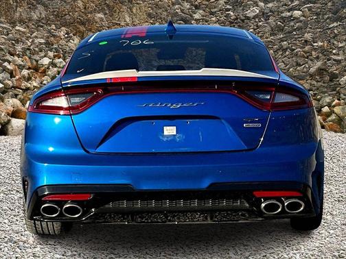 2021 Kia Stinger GT1