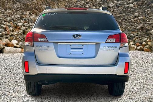 2012 Subaru Outback 2.5i Premium