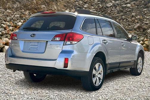 2012 Subaru Outback 2.5i Premium
