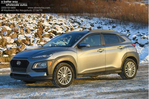 2021 Hyundai KONA SEL