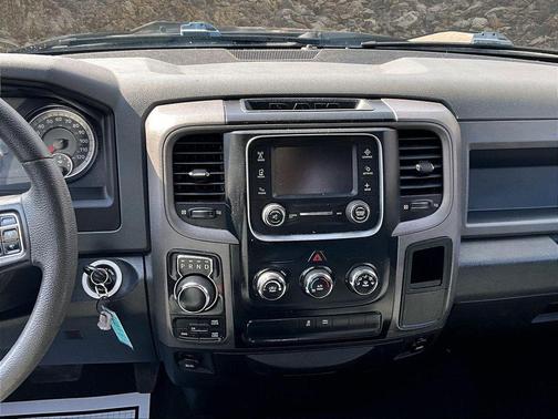 Granite Crystal Metallic Clearcoat 2018 RAM 1500 Express