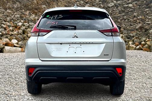2022 Mitsubishi Eclipse Cross LE