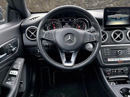 2018 Mercedes-Benz CLA 250 Base