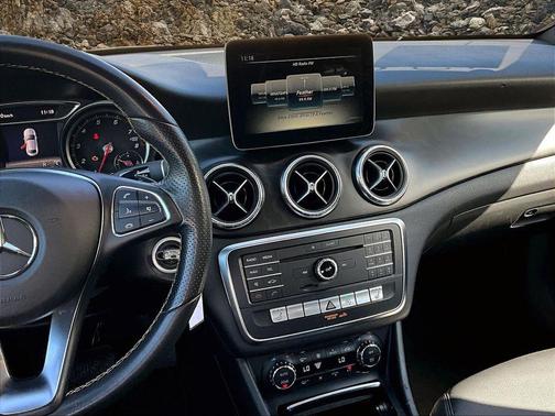 2018 Mercedes-Benz CLA 250 Base