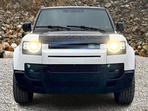 2022 Land Rover Defender 90 Carpathian Edition