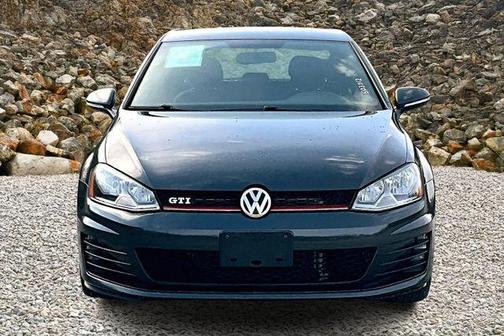 2015 Volkswagen Golf GTI 2.0T S 4-Door