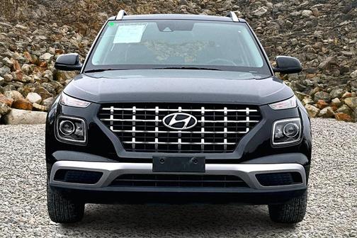 2022 Hyundai VENUE SEL
