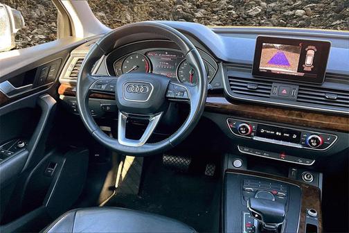 2020 Audi Q5 45 Premium