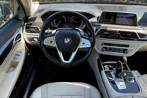 2018 BMW 740 xDrive