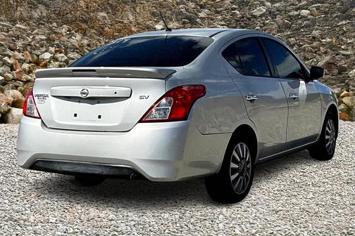 2018 Nissan Versa 1.6 SV