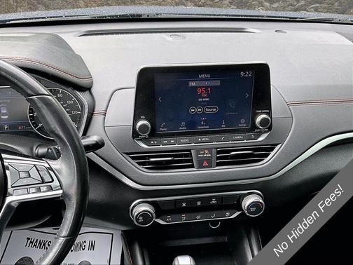 Deep Blue Pearl 2019 Nissan Altima 2.5 SR