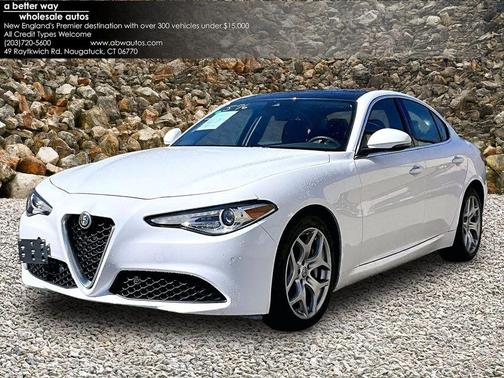 Alfa White 2019 Alfa Romeo Giulia Ti