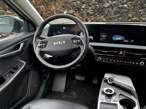 2023 Kia EV6 Wind