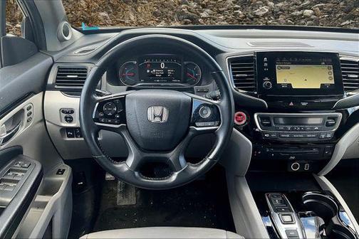 2019 Honda Pilot Touring 8-Passenger
