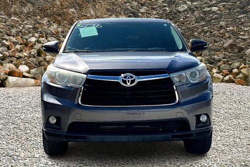2015 Toyota Highlander LE