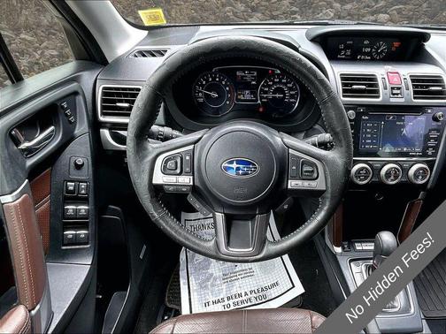 Crystal Black Silica 2018 Subaru Forester 2.5i Touring