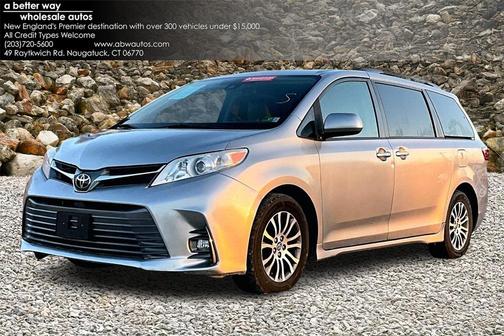 2018 Toyota Sienna XLE