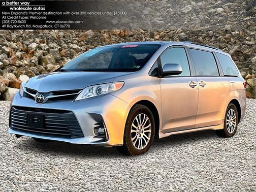 2018 Toyota Sienna XLE