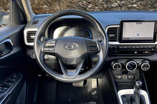 2023 Hyundai VENUE Limited