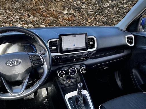 2023 Hyundai VENUE Limited
