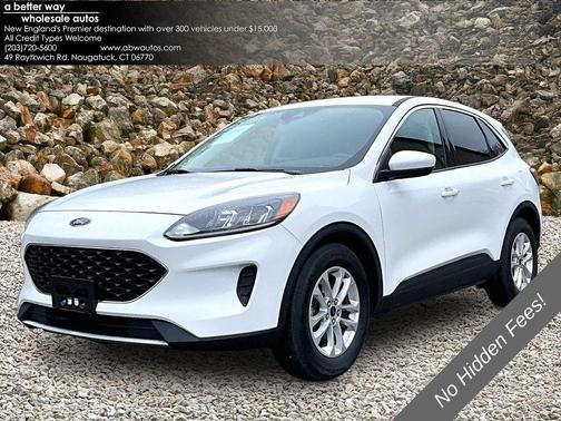 Oxford White 2020 Ford Escape SE