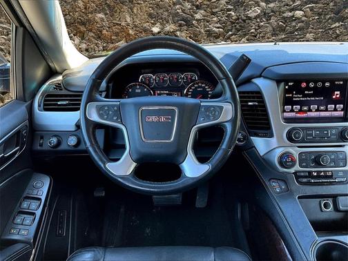 2016 GMC Yukon XL SLT