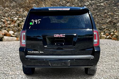2016 GMC Yukon XL SLT