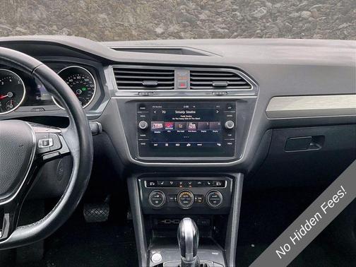 Orange Metallic 2018 Volkswagen Tiguan 2.0T SE 4MOTION